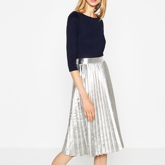 Zara Dresses & Skirts - Silver Metallic Pleated Midi Skirt. NWOT